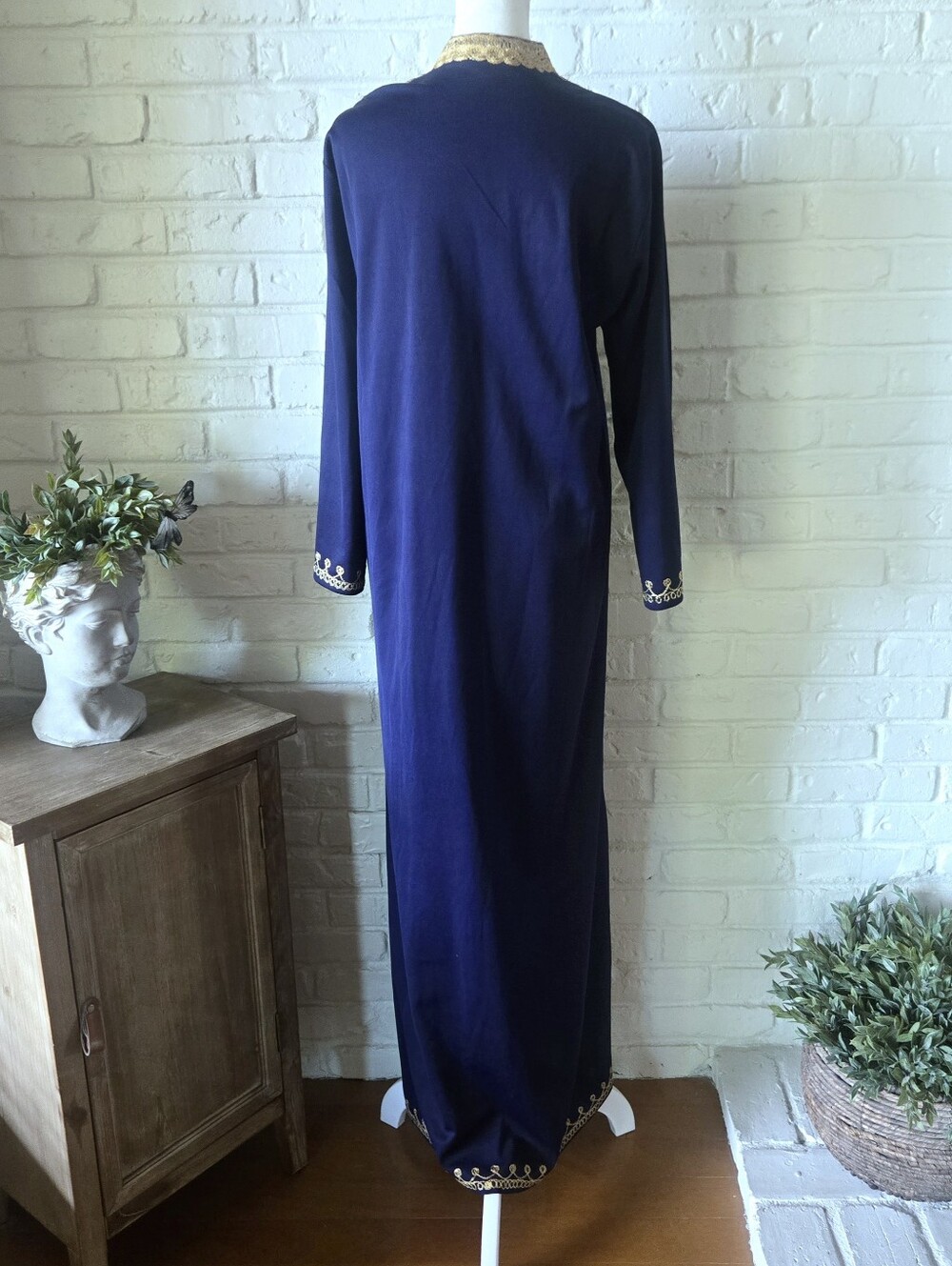 Vtg Embroided Moroccan Caftan, Maxi Dress, Navy & Gold, Travel, Party, One Size - Picture 7 of 11